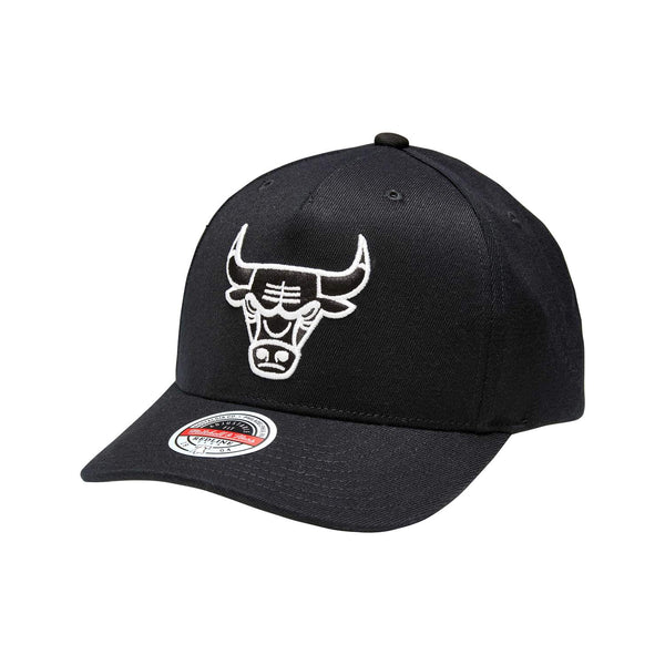 MITCHELL NESS 110 SNAP FLEX BLACK WHITE LOGO CAP CHICAGO BULLS