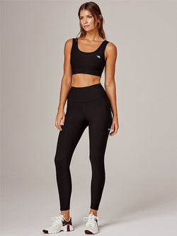 RUNNING BARE BRA SPORTS SCOOP UP
