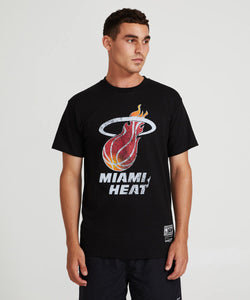 MITCHELL & NESS T-SHIRT DISTRESSED LOGO  - HEAT