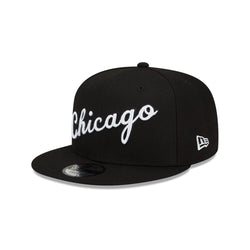 NEW ERA NBA CITY EDITION 2022 ALTERNATE BLACK/WHITE CHICAGO BULLS 9FIFTY SNAPBACK CAP